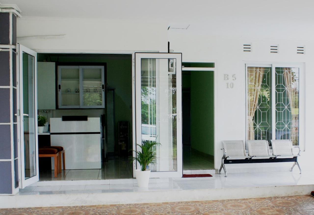ホテル Aquina House ボゴール エクステリア 写真