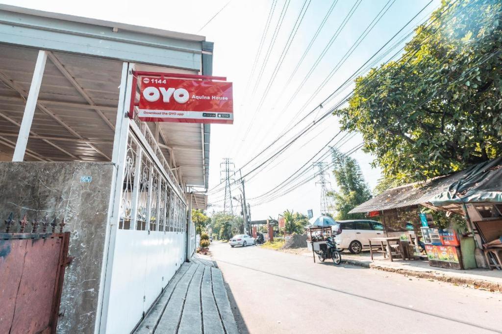 ホテル Aquina House ボゴール エクステリア 写真